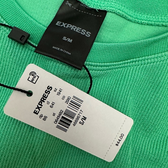 Express Body Contour Seamless Ribbed High Neck Tank in Green Size Small / Medium - Picture 12 of 17